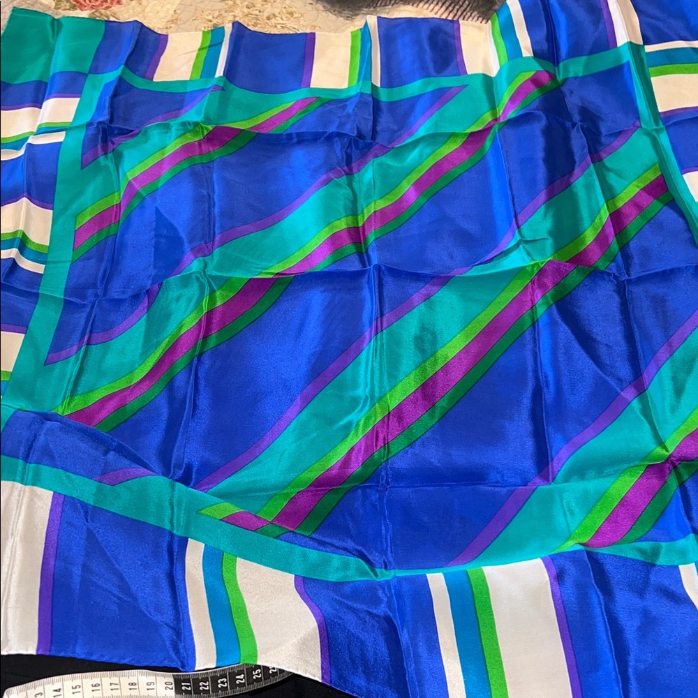 90s Silk Liz Claiborne large Silk Scarf Square 32”